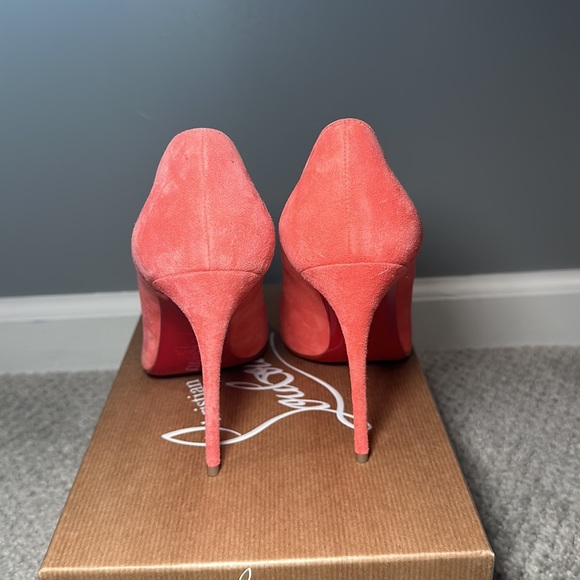 Christian Louboutin Suede Pigalle Coral Pink size 38 - Picture 4 of 6